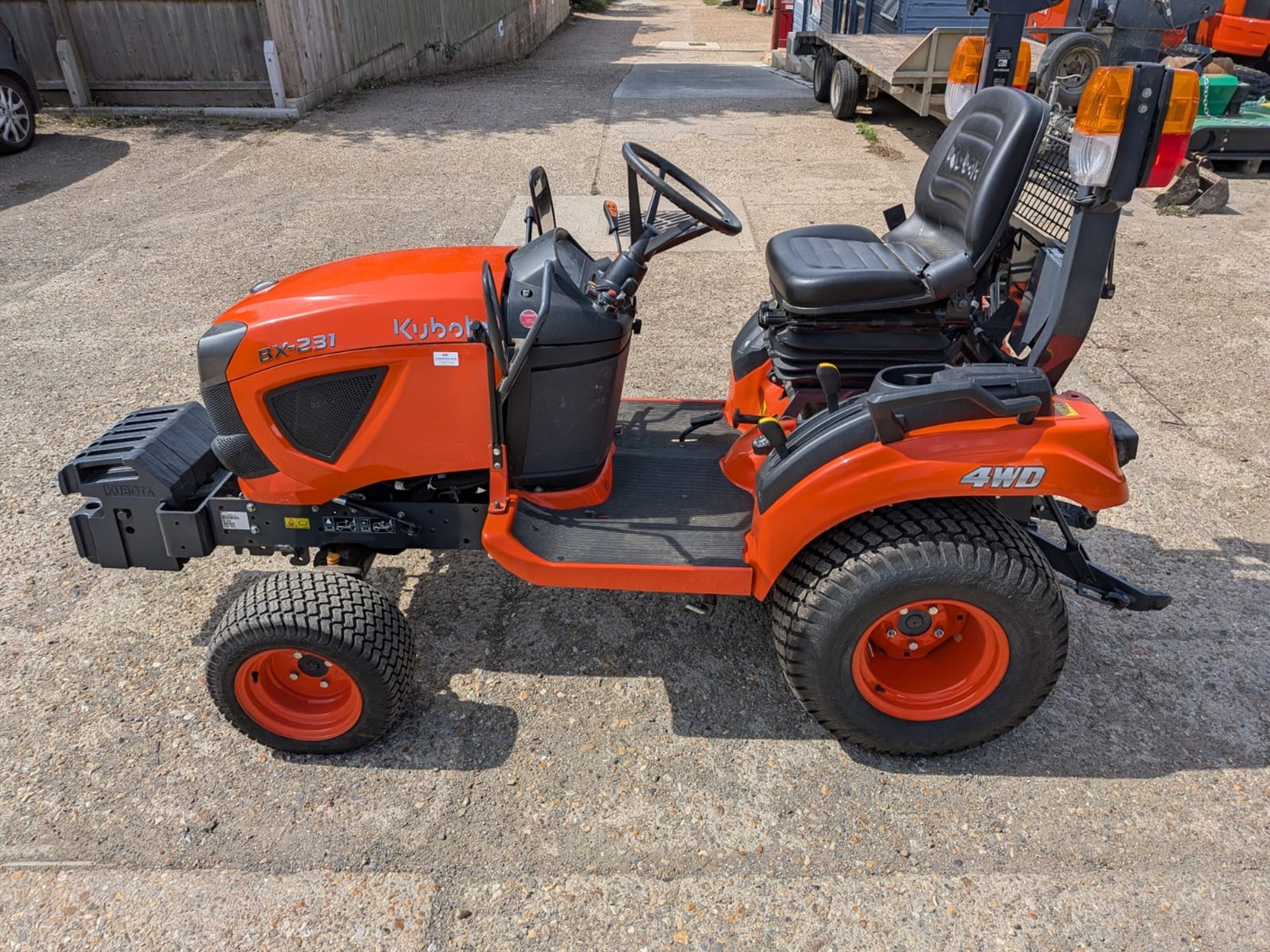 used-kubota-bx231-compact-tractor-2021