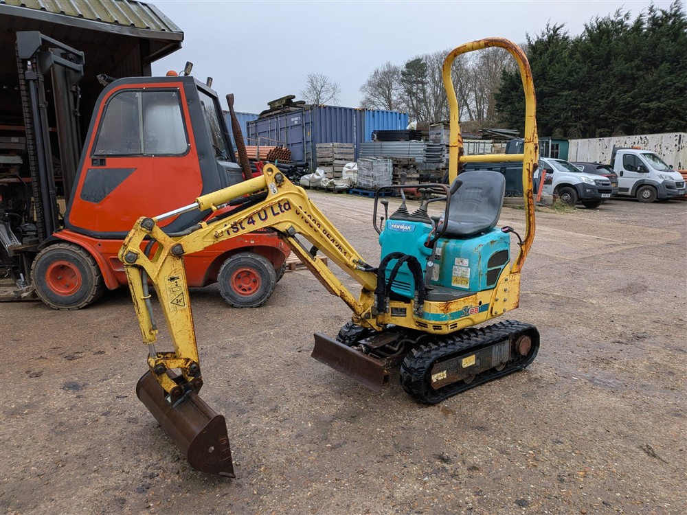 used-yanmar-sv08-micro-excavator-2010