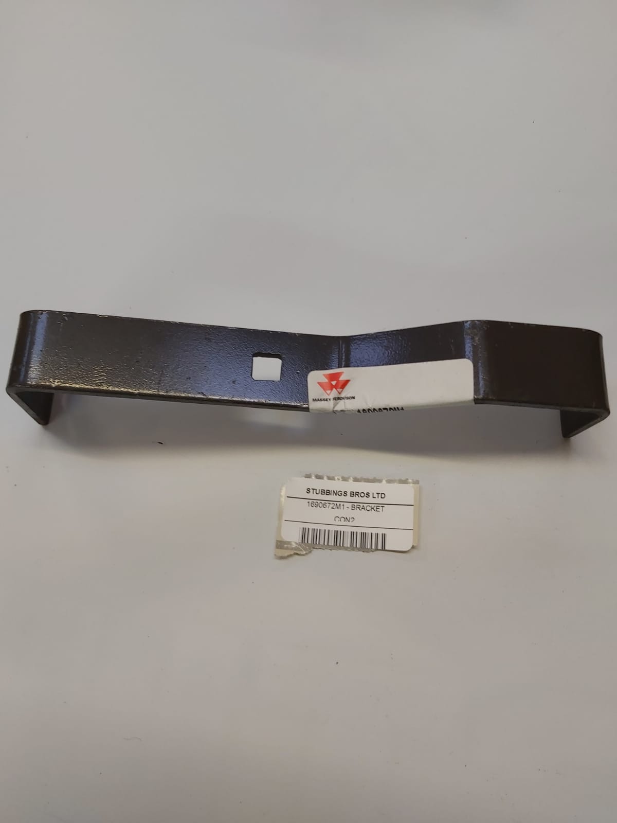 bracket-1690672m1